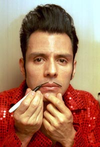 Robert Lopez as El Vez