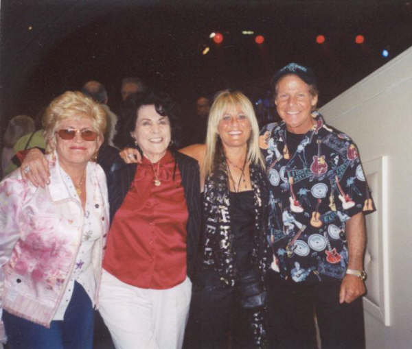 Sandy, Gloria, Wendy and Ron